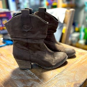 Rocket Dog cowgirl boots